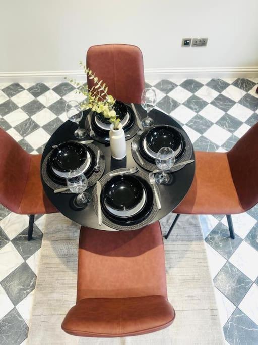 Apartament 99 Apartment, Trendy Location Londra