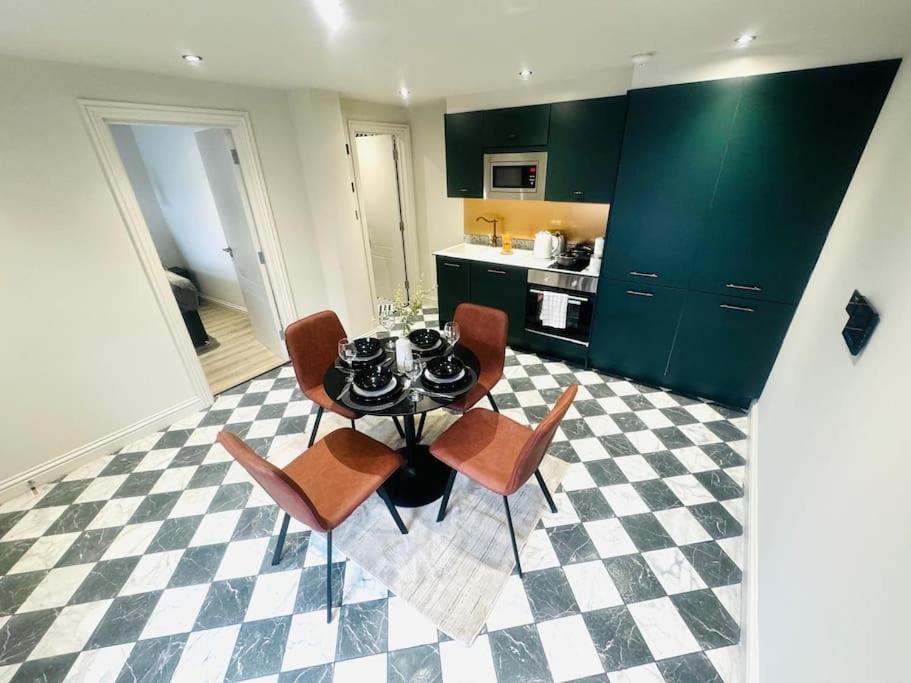 Apartament 99 Apartment, Trendy Location *