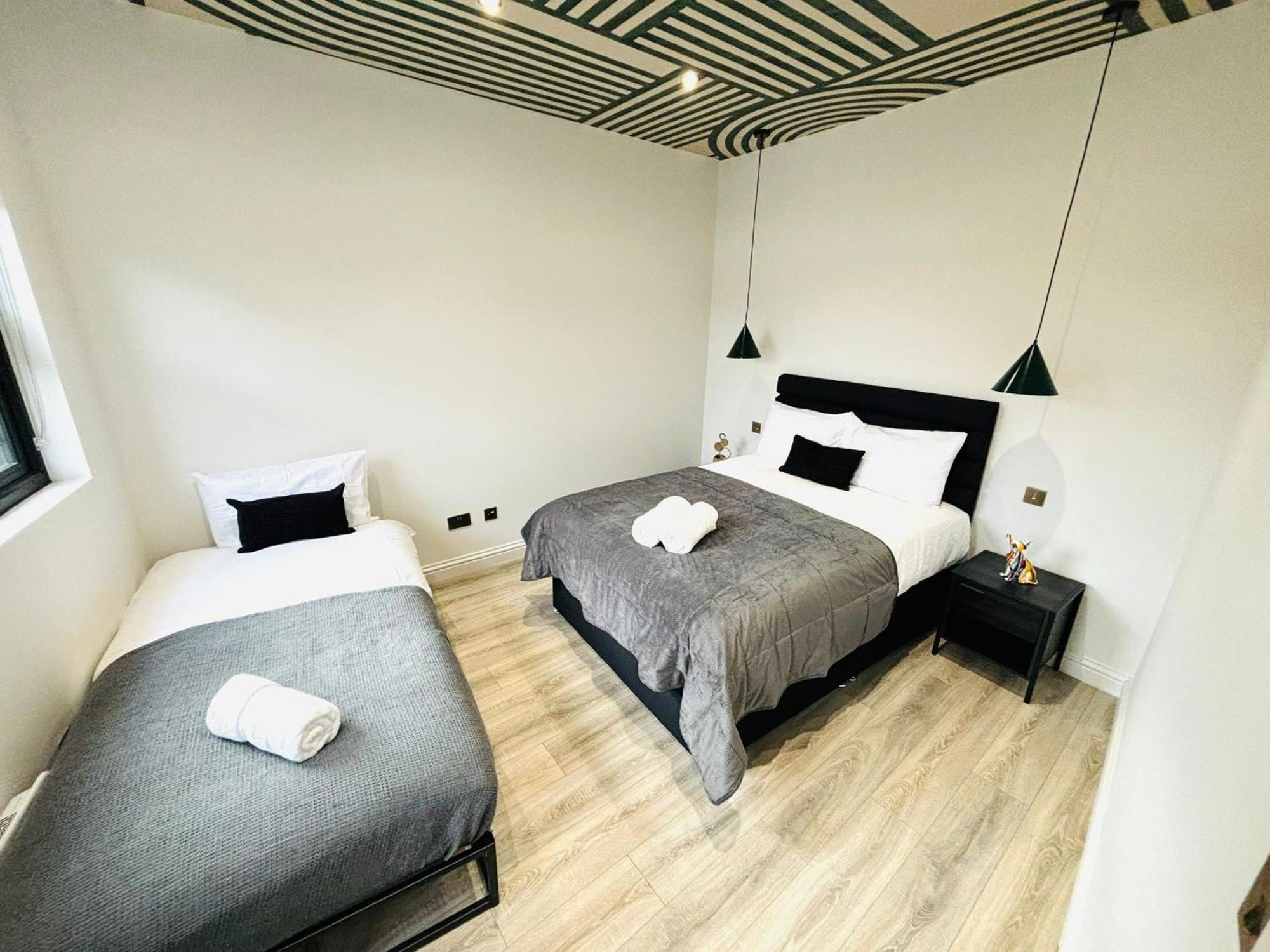 99 Apartment, Trendy Location Apartament Londra
